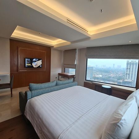 Trembesi Hotel Serpong Buitenkant foto
