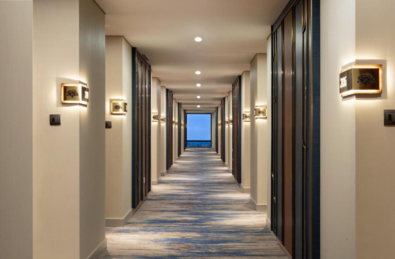 Trembesi Hotel Serpong Buitenkant foto