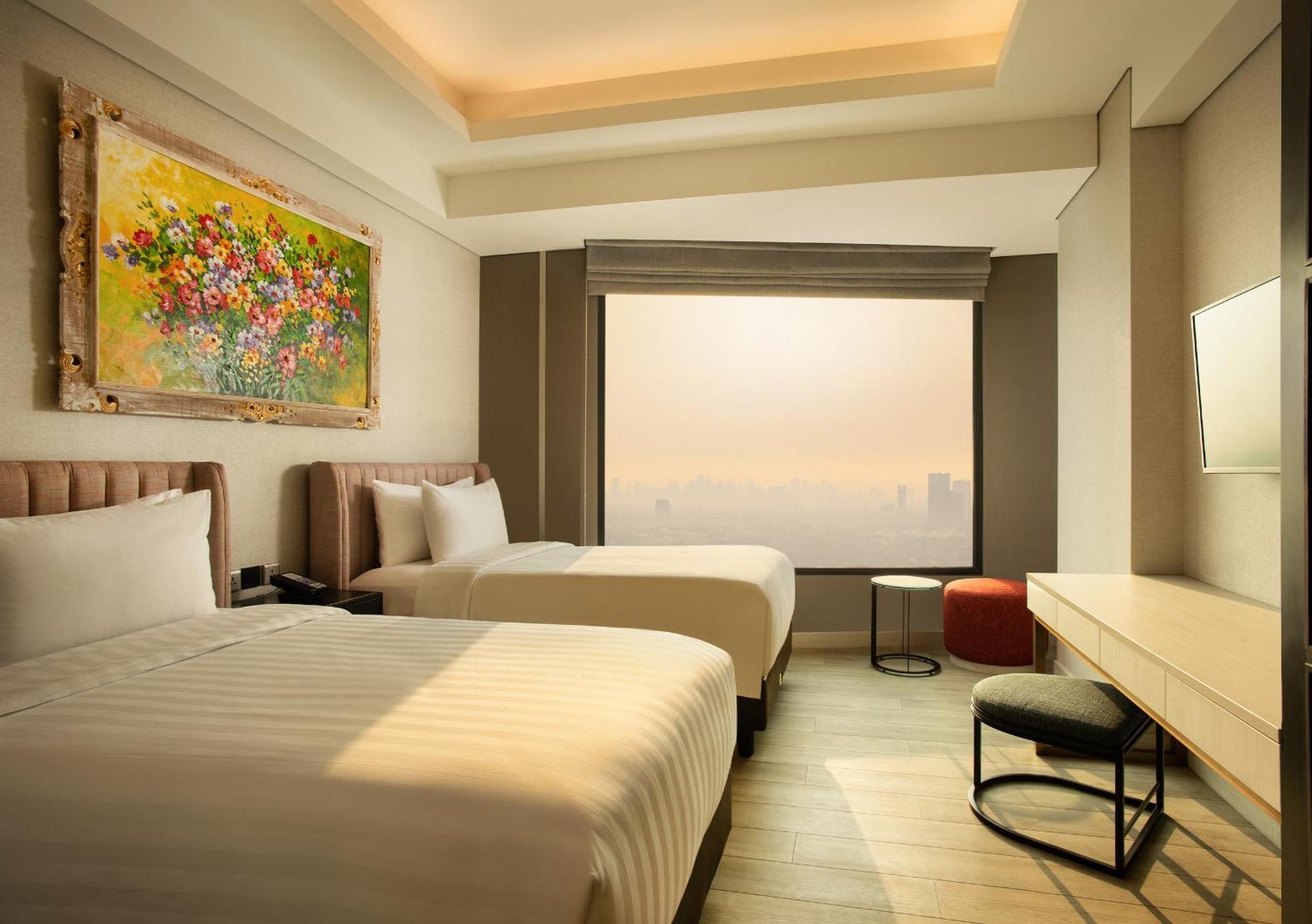 Trembesi Hotel Serpong Buitenkant foto
