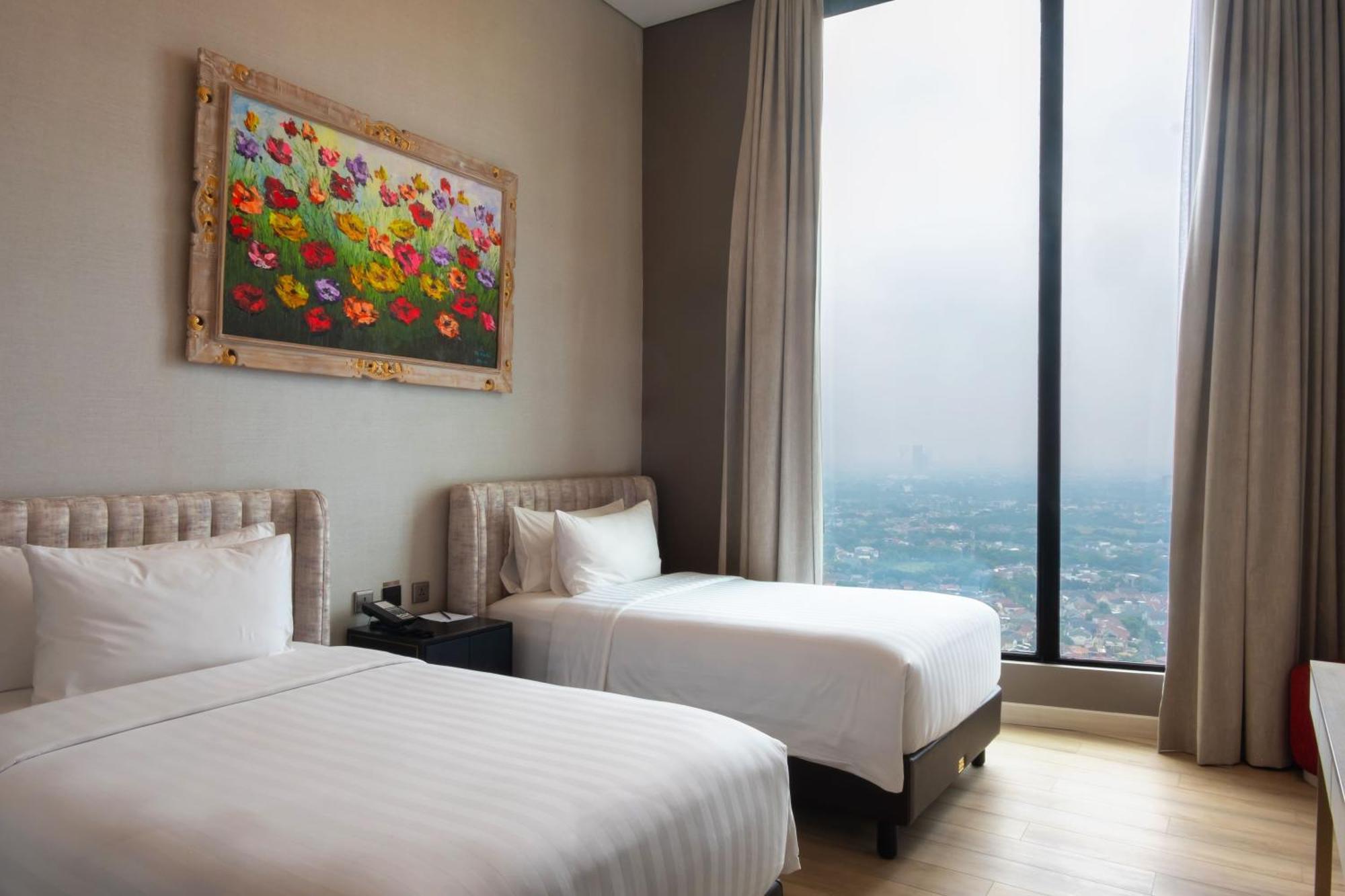 Trembesi Hotel Serpong Buitenkant foto